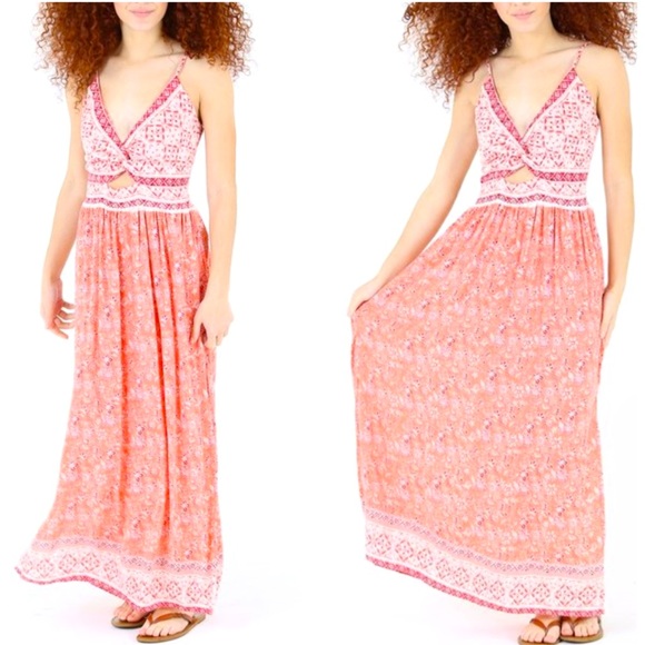 Pink Front Key Hole Cutout Maxi Dress - Picture 2 of 4